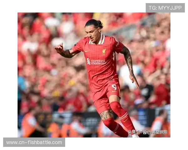 奥尼安铲倒努内斯染红，桑德兰十人应战